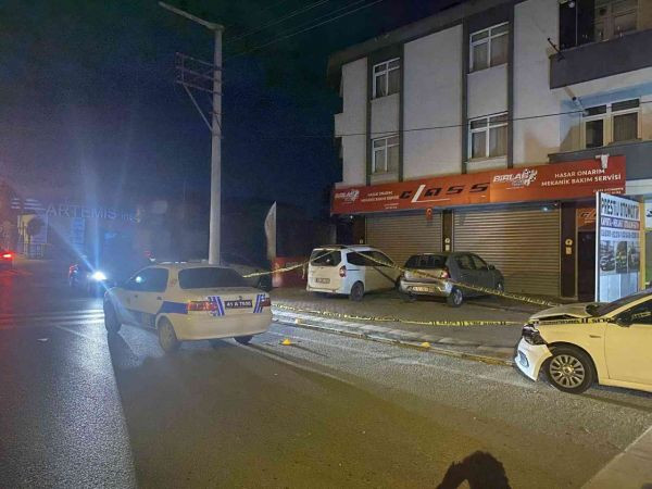 Arkadaşının kaza yaptığı yere gitti, husumetlileri tarafından vuruldu