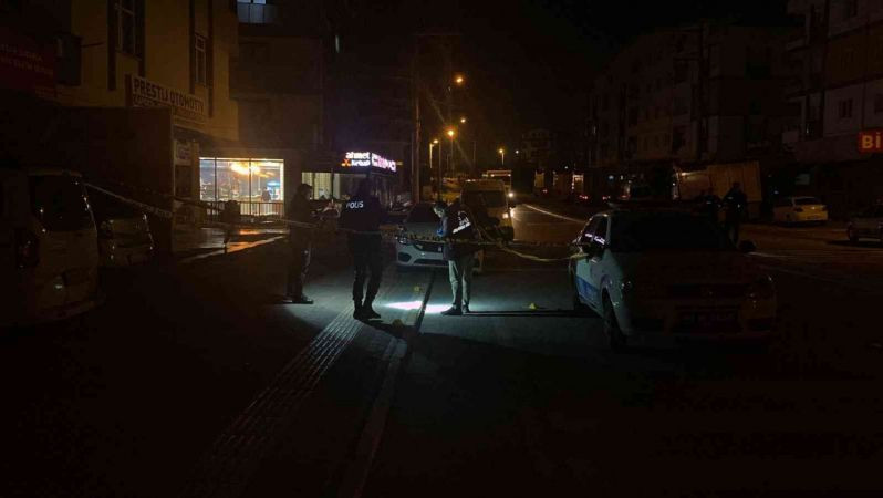 Arkadaşının kaza yaptığı yere gitti, husumetlileri tarafından vuruldu
