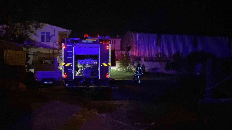 Kocaeli’de fabrika yangını