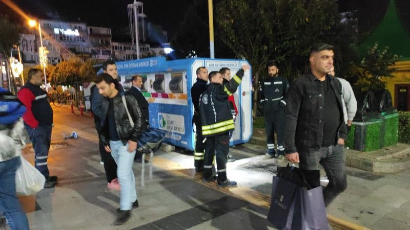 İzmit'te geri dönüşüm kutusundan çocuk çıktı