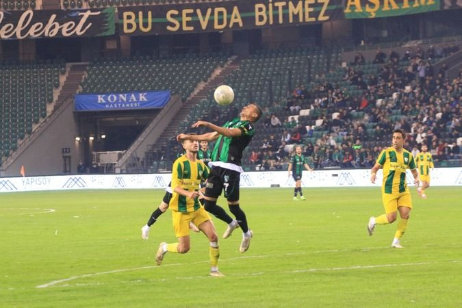 KOCAELİSPOR EVİNDE KAZANDI!