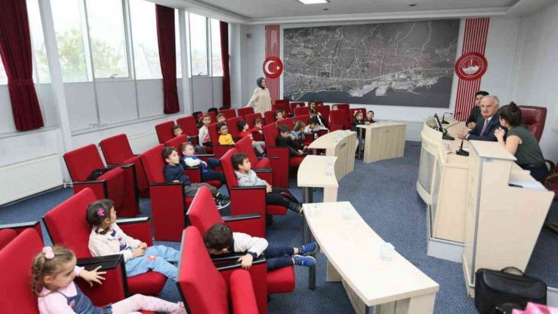 Başkan Aygün, çevre konusunda çocukları bilgilendirdi