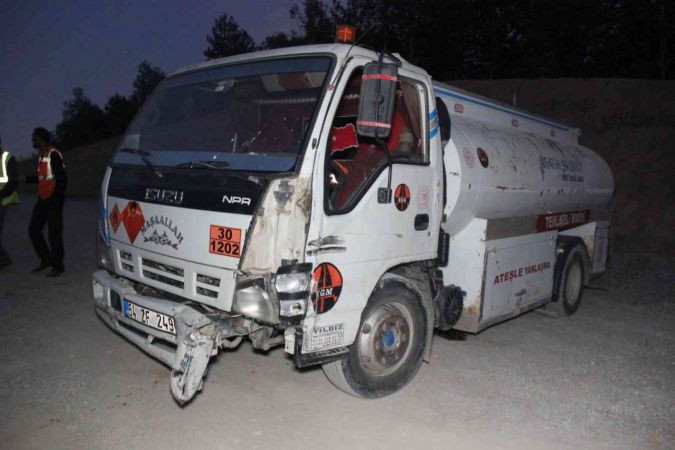 Hatalı sollama kaza getirdi, yaralılar var