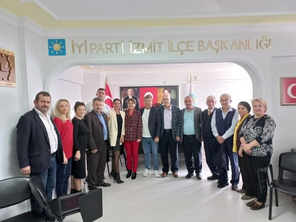 Tanju Çolak'tan İYİ Parti’ye ziyaret