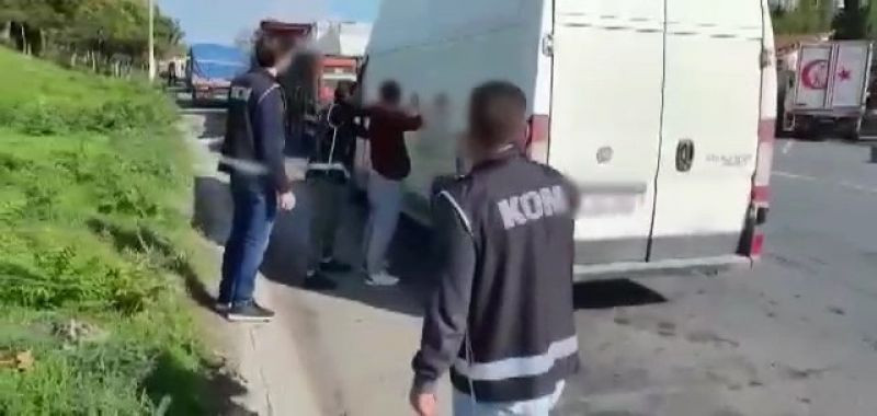 Görevden ihraç edilen astsubaya suç üstü