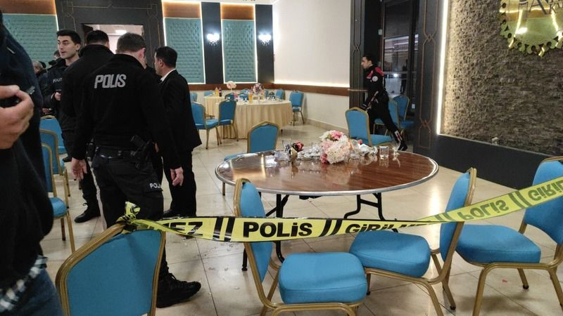 DÜĞÜNDE YEĞENİNE KURŞUN YAĞDIRDI