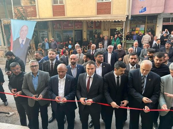 Ülkücüler Körfez’de yeni binayı açtı