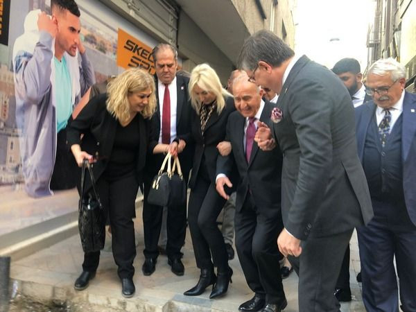 İzmit Belediyesi’nin bitiremediği çalışma, CHP’yi böyle rezil etti!