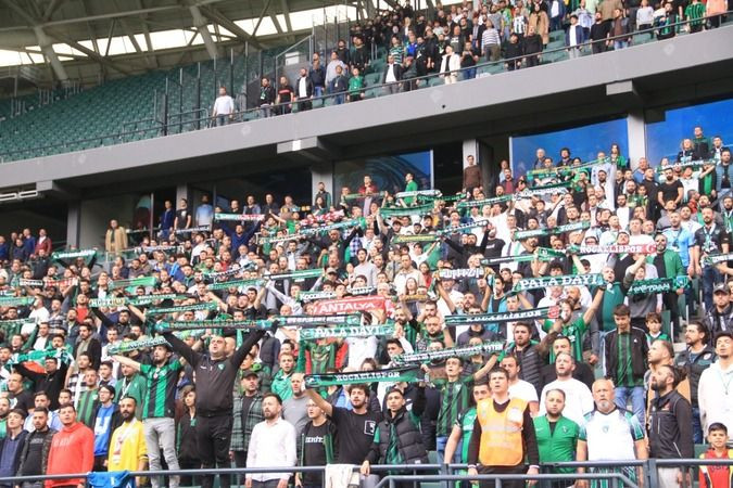 Kocaelispor, ıslıklana ıslıklana 3 puanı aldı!