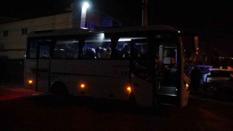 Kocaeli'deki fabrikada, çok sayıda işçi yemekten zehirlendi