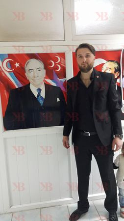 Ülkücü başkan tarikatçı çıktı! Atatürk düşmanlığına beğeni yağdırdı!
