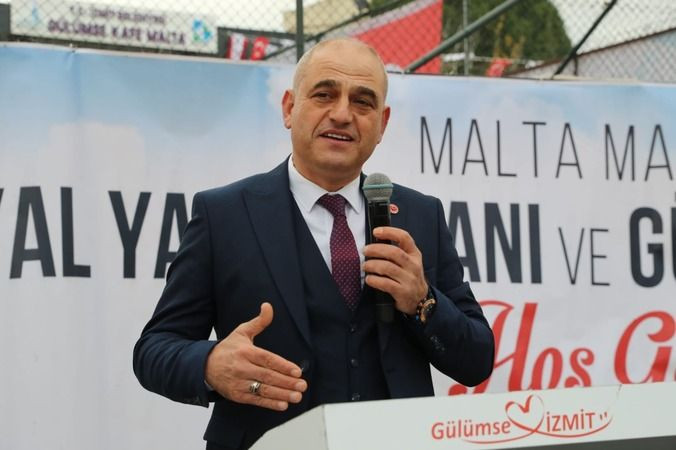 Bir muhtardan teşekkür, bir muhtardan isyan! Kafe iyi güzel de...