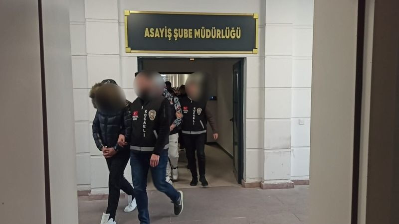 Akıl almaz yöntemle 220 kişiyi dolandırdılar! Kocaeli merkezli 5 ilde eş zamanlı operasyon...