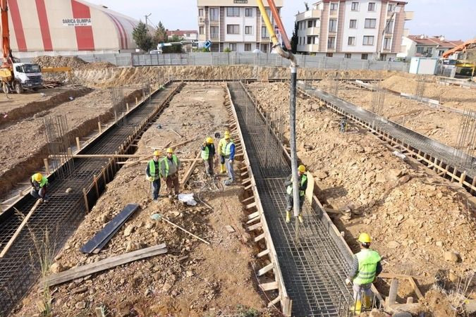 Belediyenin temel atma töreninde SKANDAL! Kur’an okunurken AKP’nin şarkısını çaldılar