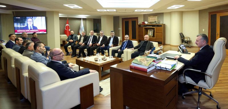“Gariplerin dayanağı Kocaeli’de Büyükşehir’dir”