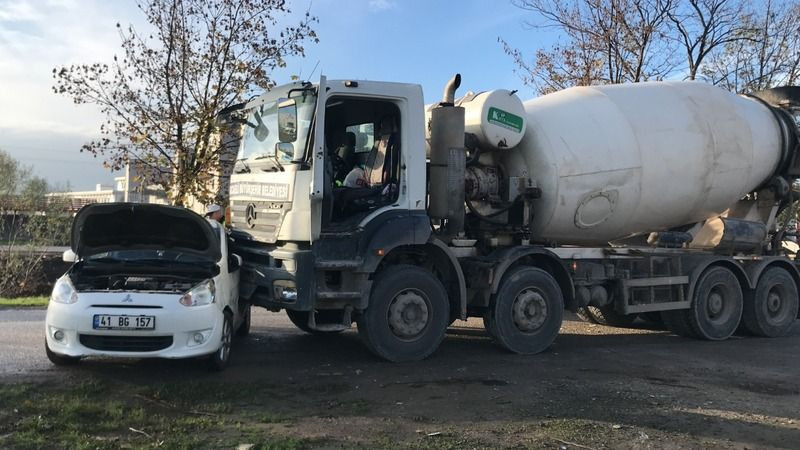 Kocaeli'de tankerle otomobil çarpıştı: 2 yaralı