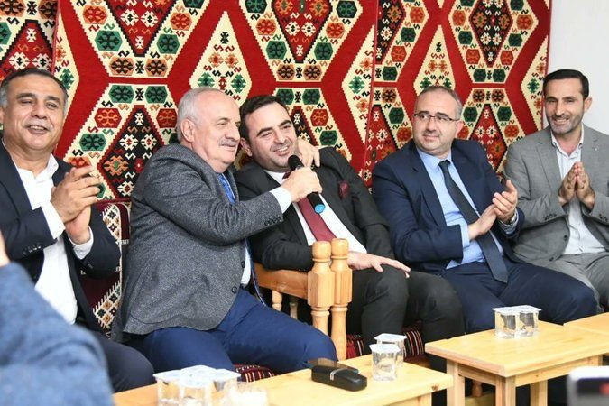 Bizim başkanlar türkücü çıktı!
