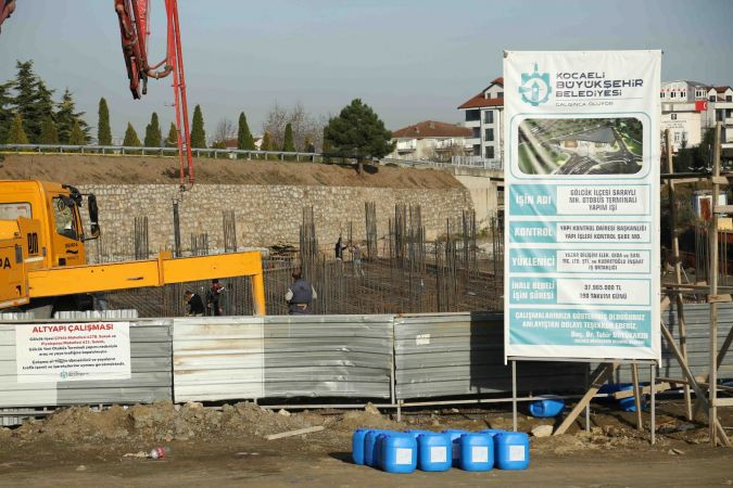 Gölcük Yeni Terminali'nin temel betonu atılıyor