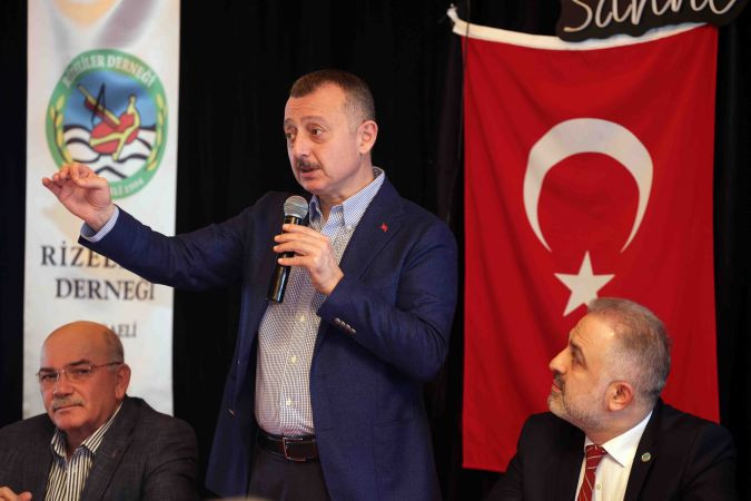 Büyükakın: Asıl operasyon Kılıçdaroğlu'na yapılıyor! Acayip oyunlar oynanıyor