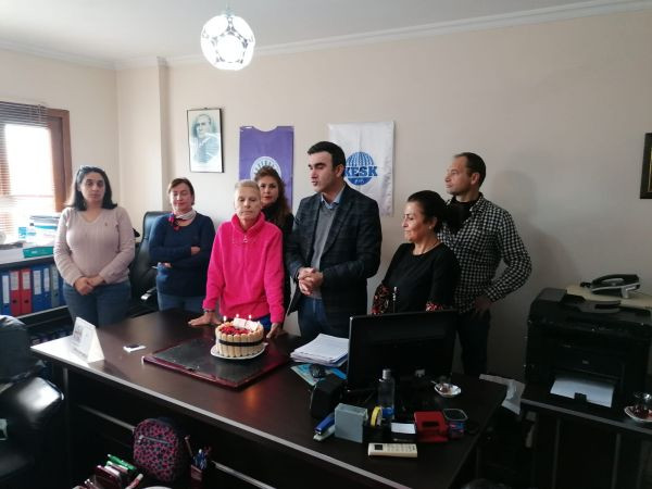 Tüm Bel-Sen 32 yaşında
