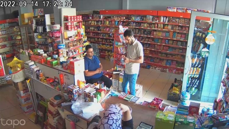 Dolandırdığı şahıslarla böyle kahkaha attı, engelli çocuğa bile acımadı