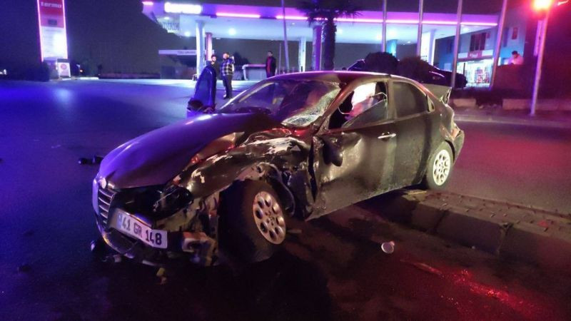 Kocaeli'de feci kaza, yaralılar var