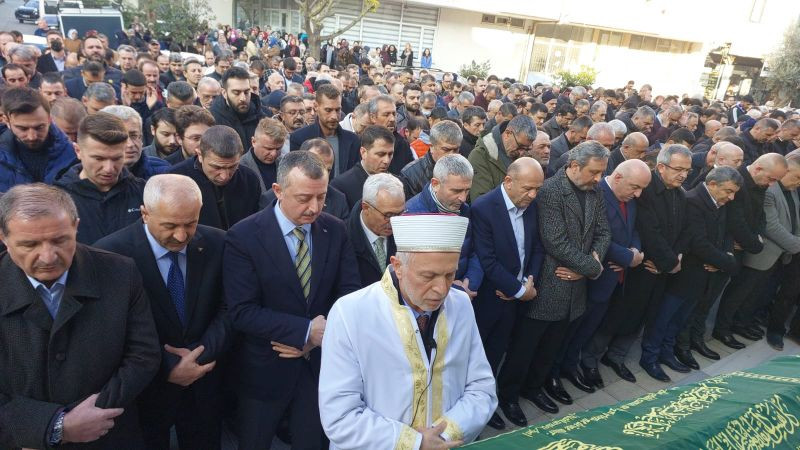 Recep Kaya’nın annesi son yolculuğuna uğurlandı