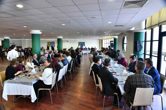 KOÜ’de yeni yıl kutlaması yapıldı