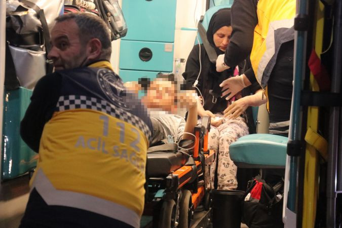 Kocaeli’de faciadan dönüldü 2'si çocuk 3 kişi yandı