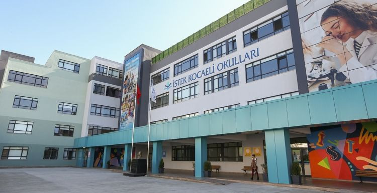 Veliler tedirgin! O okul kapanıyor mu?