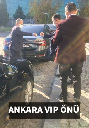 Türkkan, şehit yakını olduğu iddia edilen şahısla ilgili bu görüntüleri paylaştı