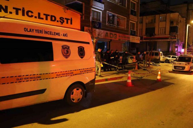 Tartıştığı şahsa kurşun yağdırdı, yoldan geçen vatandaşı vurdu