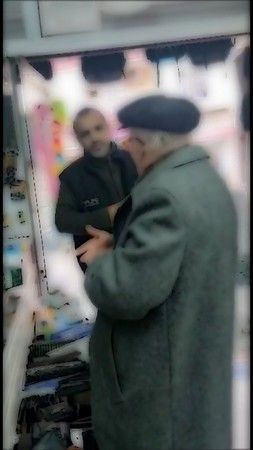 Kocaeli'de matkap çalan yaşlı adam, kapıda yakalandı