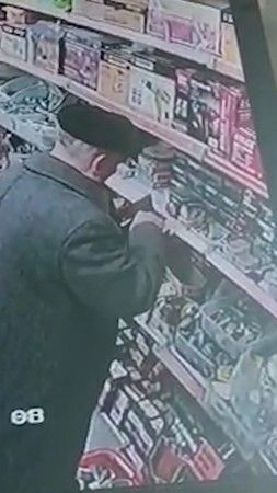 Kocaeli'de matkap çalan yaşlı adam, kapıda yakalandı