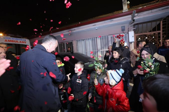 Büyükakın “Gönül belediyeciliği yapıyoruz”