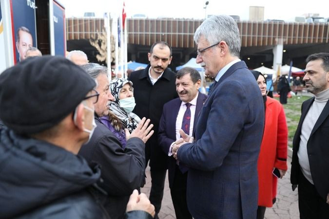 Cep yakan pazarda AKP’ye ilgi, DEVA’ya tepki!