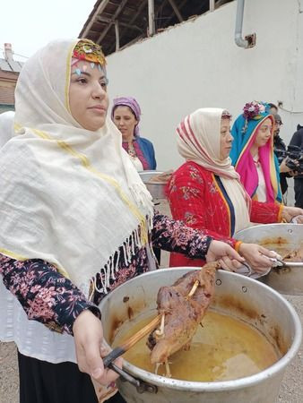 Kazlar çevrildi, gelenek yaşatıldı