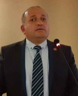 4 İlçe başkanı birden istifa etti