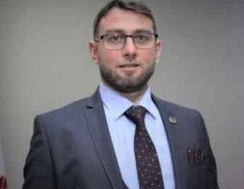 4 İlçe başkanı birden istifa etti