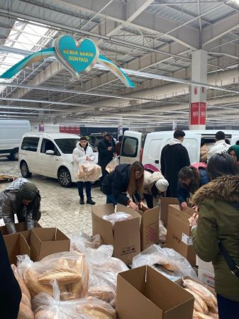Büyükşehir Carrefoursa’yı kiraladı