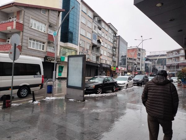 İzmit’te 1,5 kilometrede kar farkı!