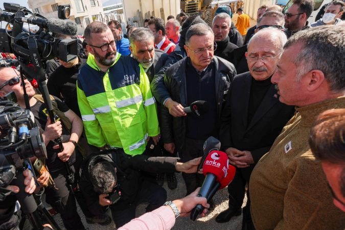 Kılıçdaroğlu'dan Büyükakın'a teşekkür... Siyasette özlenen tablo