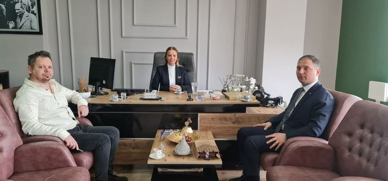 “Kocaeli’de fay kırılsa binalardan hangi biri kalır?”