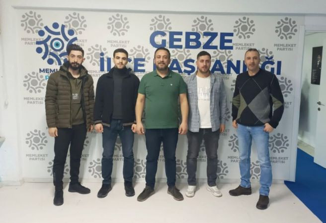 İYİ Parti’yi bırakıp o partiye geçtiler