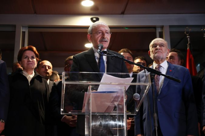 SP önünde tarihi görüntü! Aday Kılıçdaroğlu