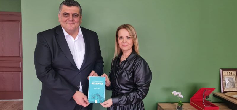 “Kocaeli’nin renklerini kucaklıyorum”