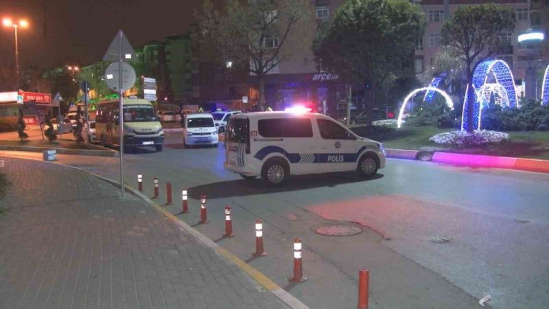 Kocaeli plakalı halk otobüsü, İstanbul'u birbirine kattı