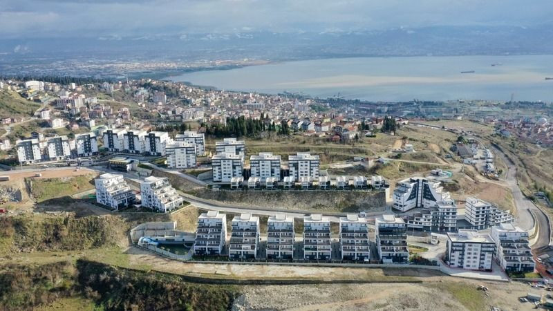 İzmit Belediyesi; daire, dükkan ve süpermarket satıyor!