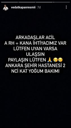 Türkü söylerken sahnede kendi ölüm haberini aldı