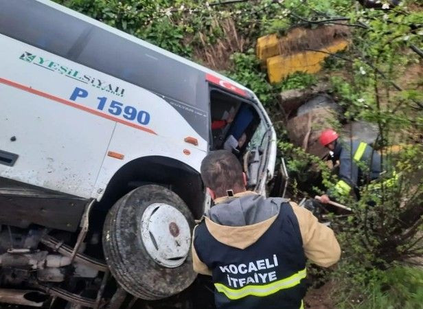 Kocaeli'de işçi servisi şarampole uçtu, çok sayıda yaralı var